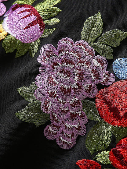 Vestido de flores bordado a la moda para mujer