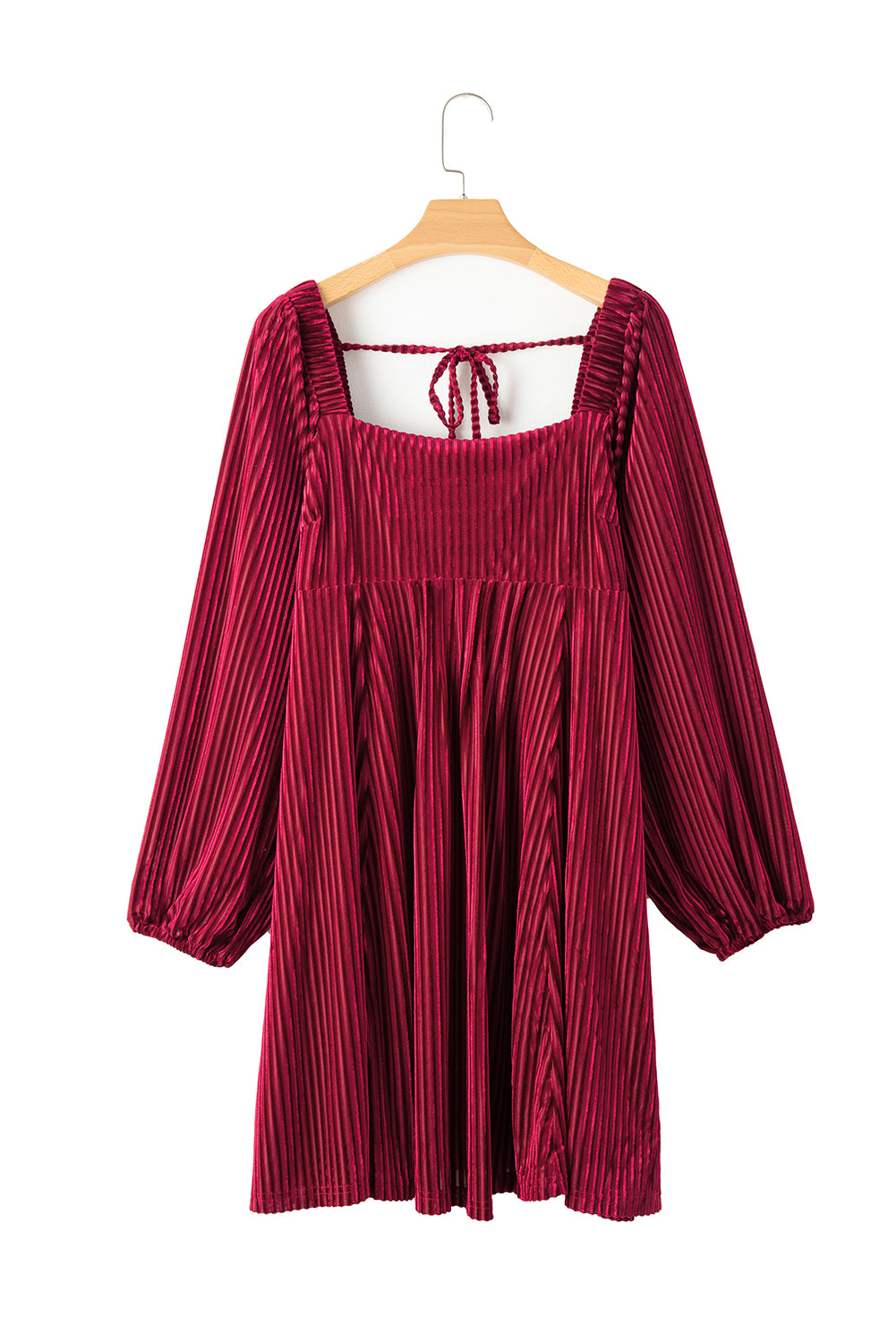 Robe nuisette rouge en velours à col carré et nouée au dos