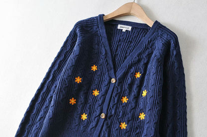 Cardigan torsadé tricoté avec broderie de fleurs pour femmes