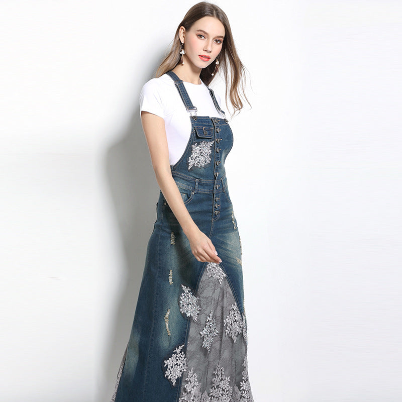 Robe à bretelles en coton et denim en dentelle