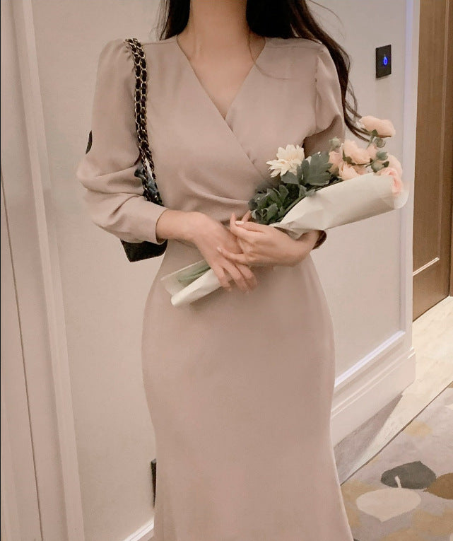 Mid-length Long Sleeve Waist-tight Retro Below The Knee Base Dress