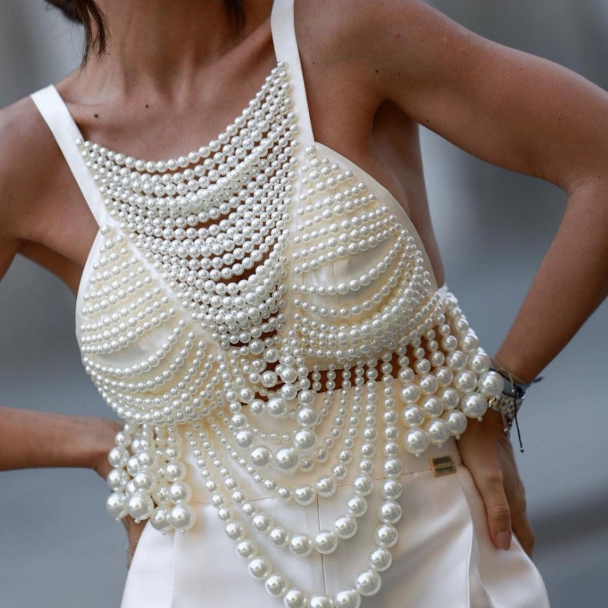 Chaleco de perlas con tirantes de moda para mujer