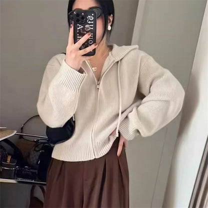 Pull à capuche avec fermeture éclair pour femme