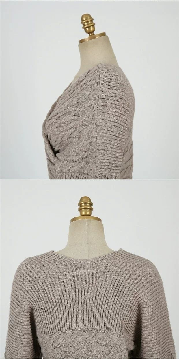 Korean Version Of The New Style Of The Clavicle V-neck Retro Twist Sweater Women