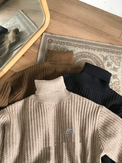 Pull à col roulé de couleur caramel rétro pour hommes et femmes