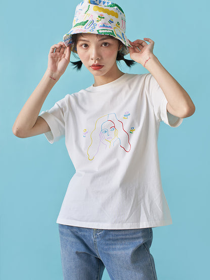 T-shirt ample fille mignonne