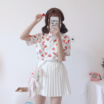 Loose fruit strawberry print short sleeve shirt