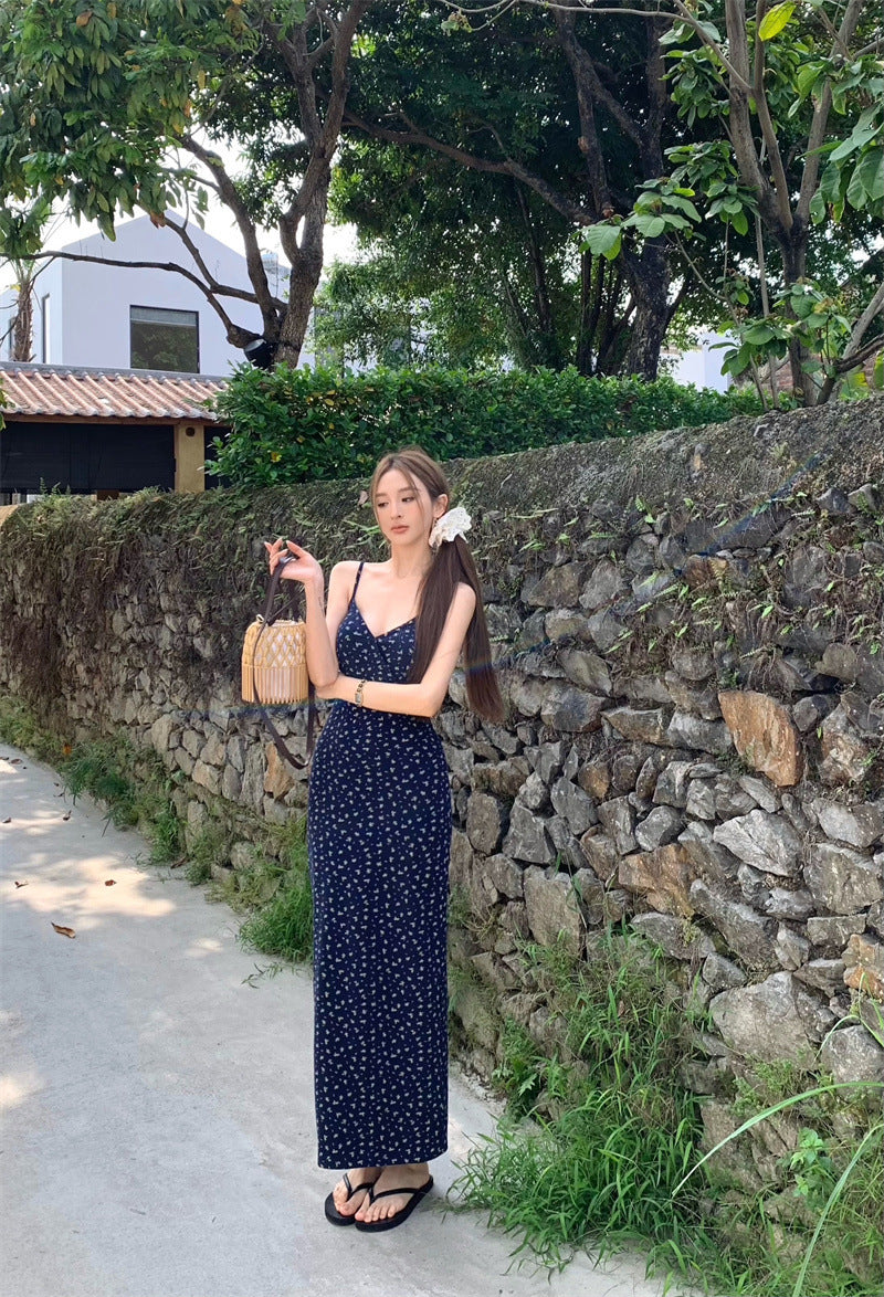 Vestido con tirantes florales pequeños de alta calidad