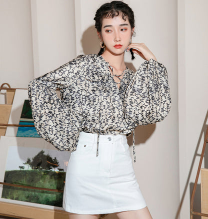 Hong Kong Style Retro Blouse With Lantern Sleeves Printed Shirt