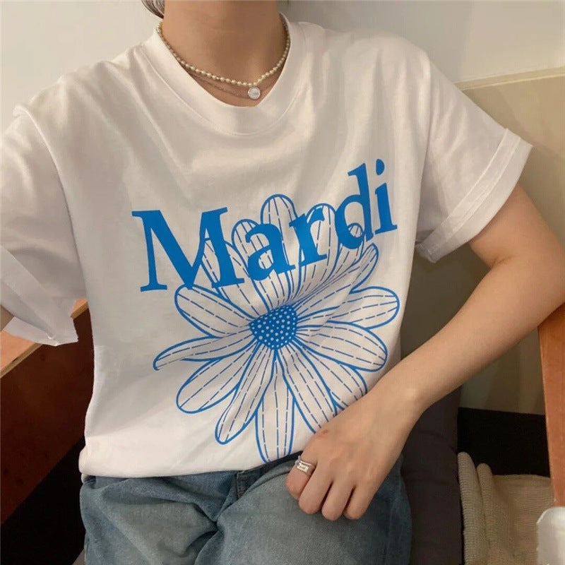 Flor verde Mujer de manga corta 21 años Nuevo diseño femenino Sense Ins Trend Flower T