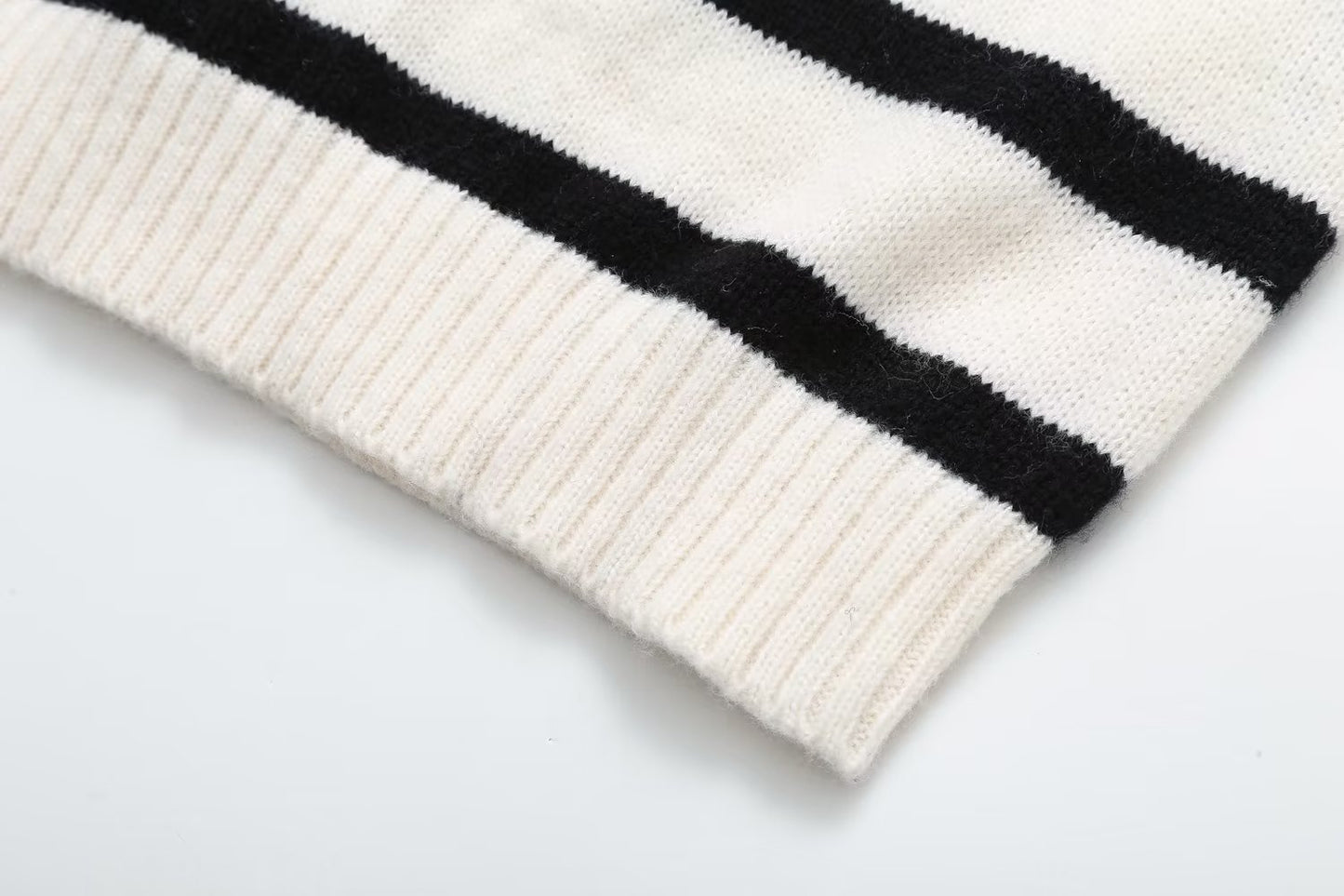 Autumn And Winter New Women's Clothing Loose Temperament Idle Style Striped Knitted Sweater