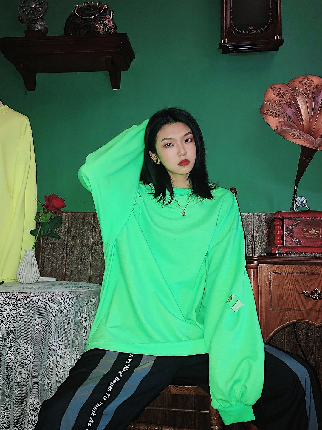 Fluorescent green top