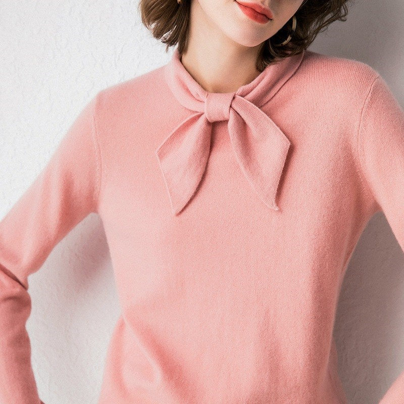 Pull court nœud femme