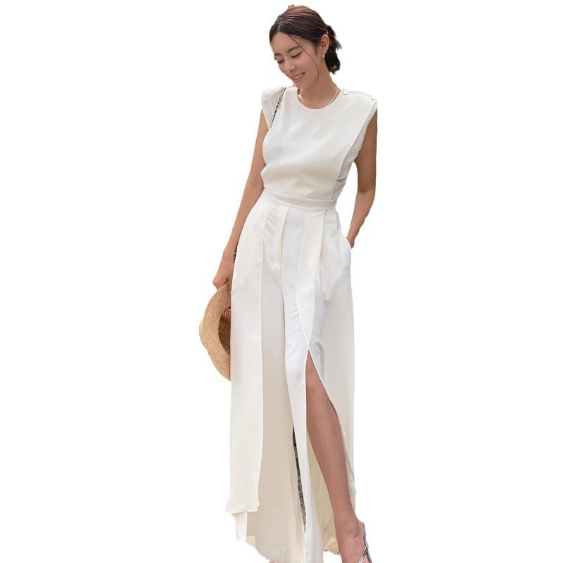 Women's Fashion V-neck Sleeveless Chic Split Jumpsuit