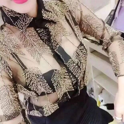 Chemise à paillettes et perles en dentelle transparente