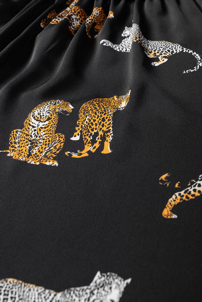 Vestido con vuelo de manga larga con estampado de leopardo vívido negro