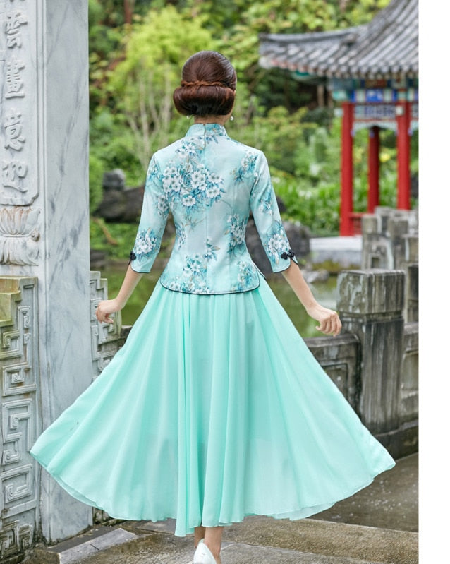 Classic And Elegant Chinese Cheongsam Top