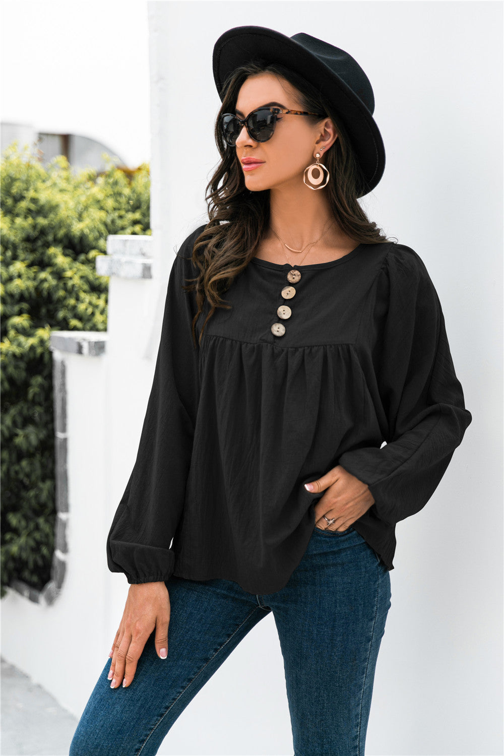 Blusa con botones y manga globo