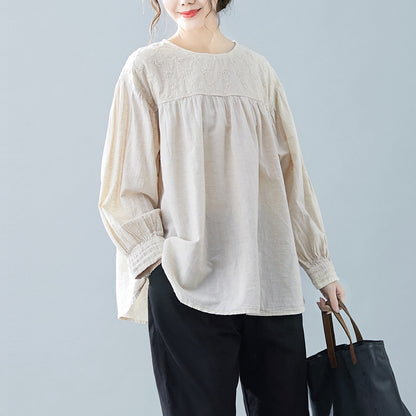 Embroidered shirt with long sleeves