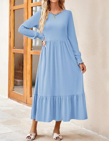 Robe mi-longue smockée à manches longues et col rond pour femme