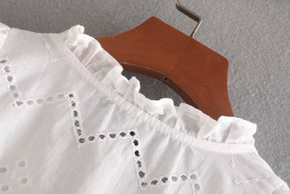 Cut-out embroidery shirt