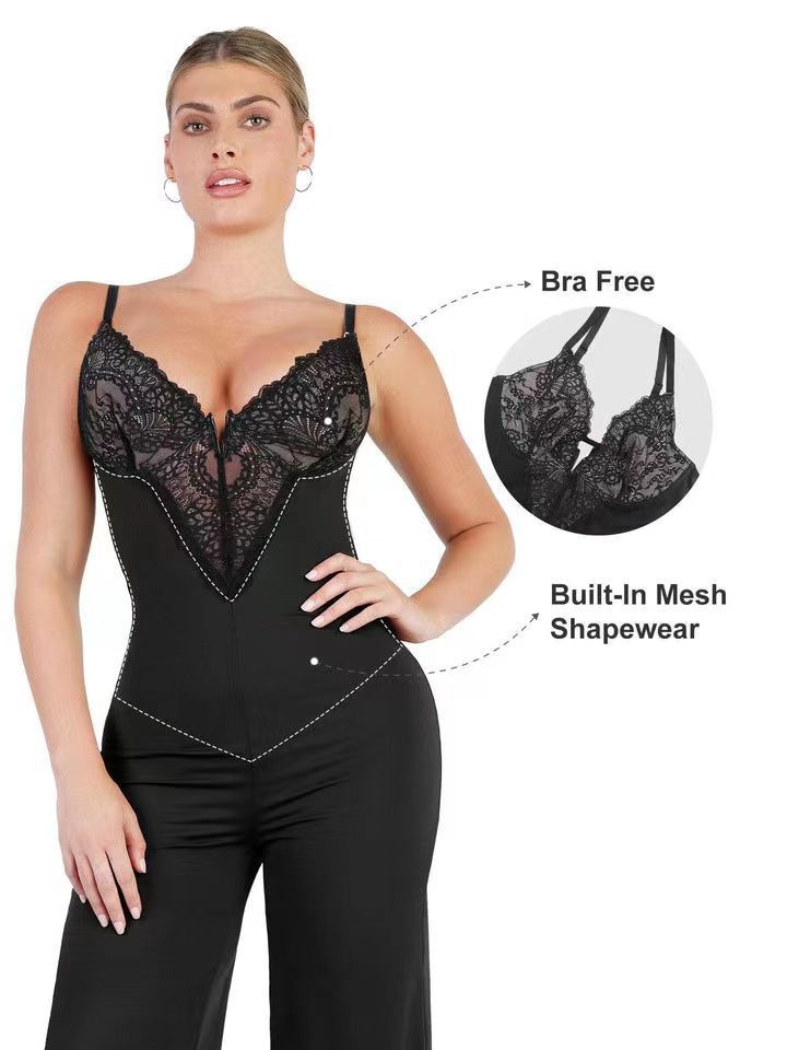 Combinaison push-up en dentelle avec contraction du ventre et coupe ajustée