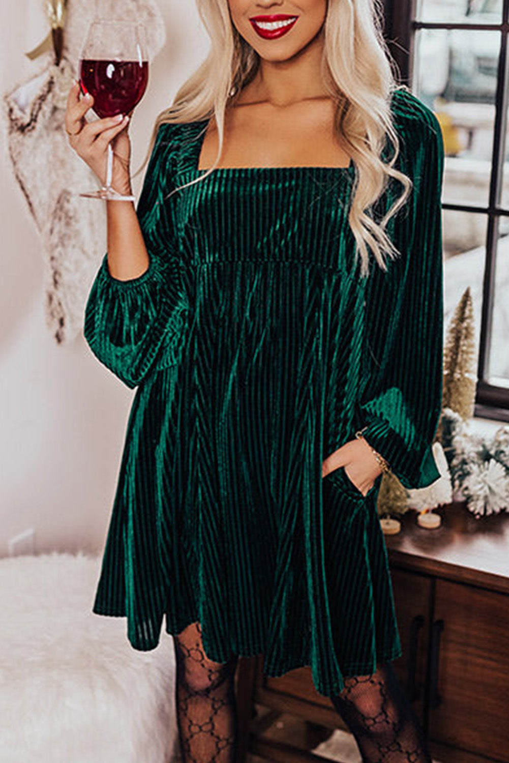 Green Tie Back Square Neck Velvet Babydoll Dress