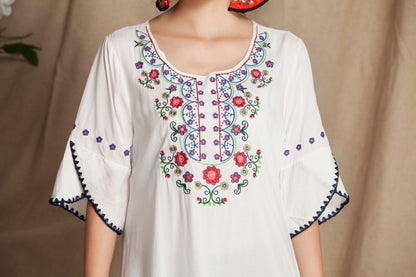 Plus Size Women's Finely Embroidered Cotton And Linen Shirt