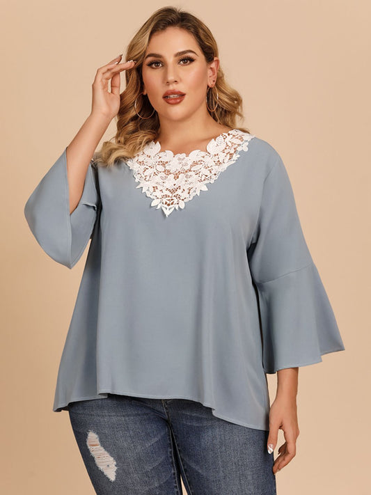 Blusa de manga tres cuartos con encaje empalmado en contraste de talla grande