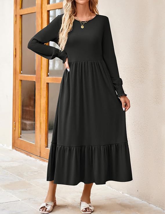 Robe mi-longue smockée à manches longues et col rond pour femme