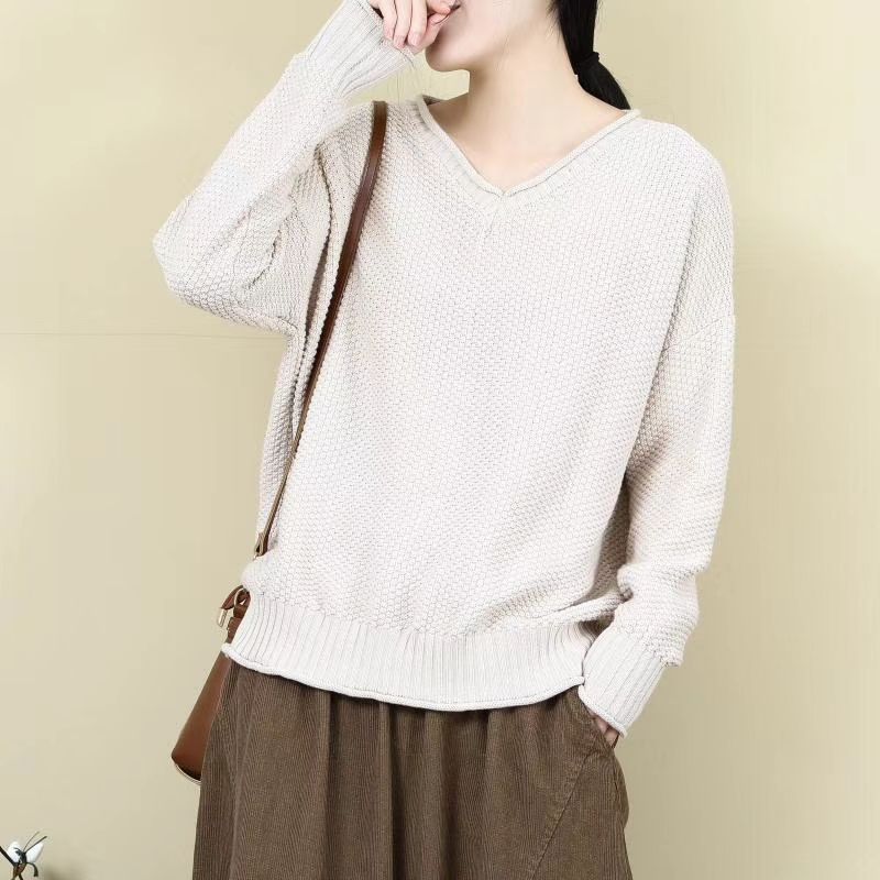 V-neck solid color loose sweater