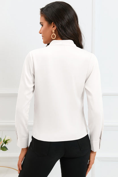 Blouse boutonnée à manches longues et col en V