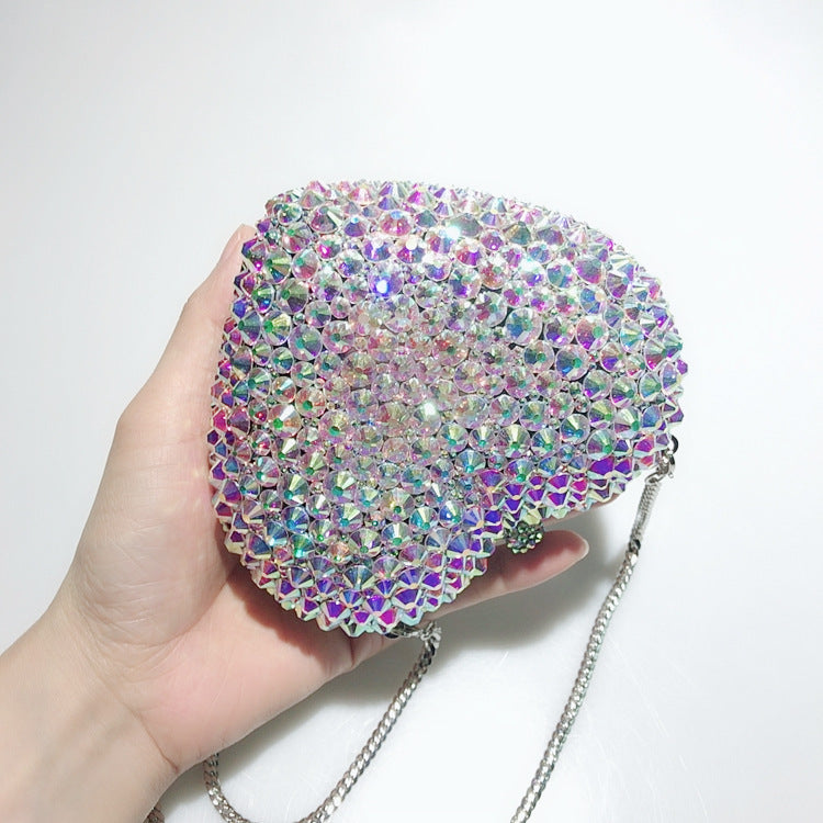 Bolsa de cena de cristal con forma de corazón y diamantes