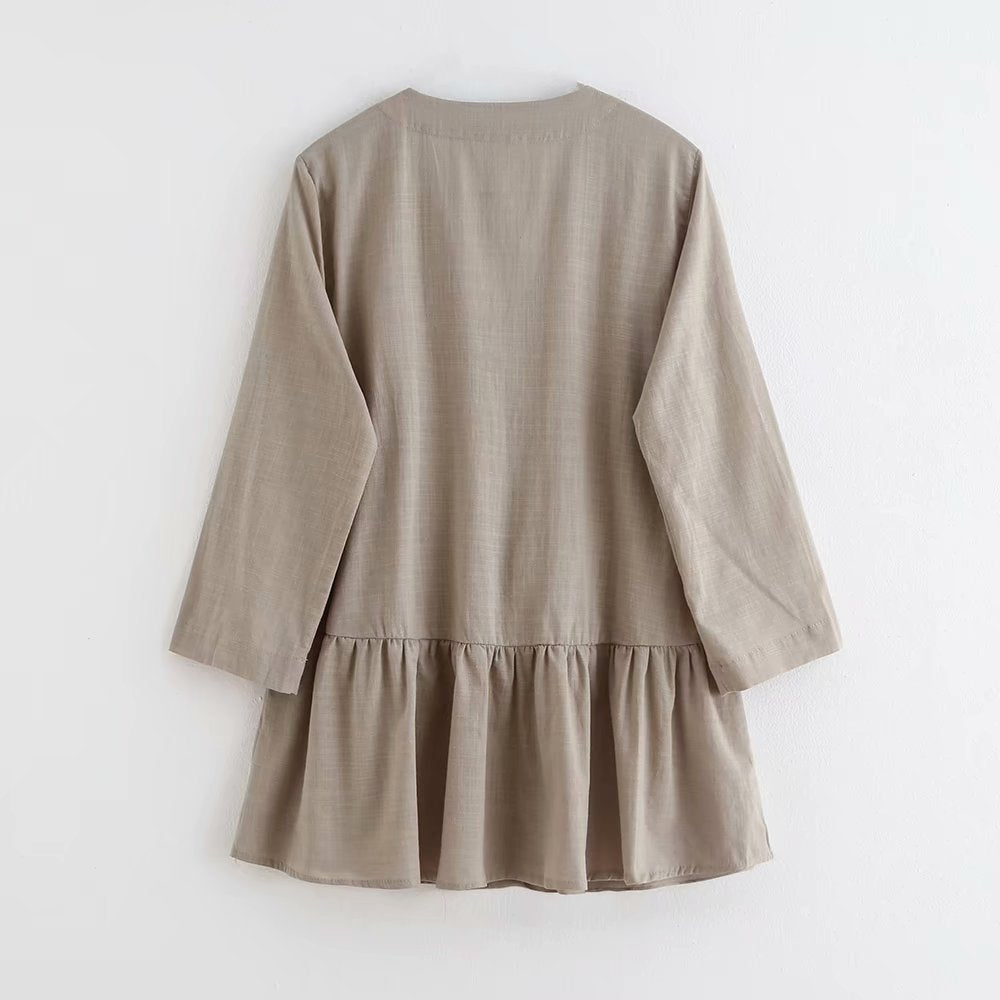 Linen V-neck pleated blouse