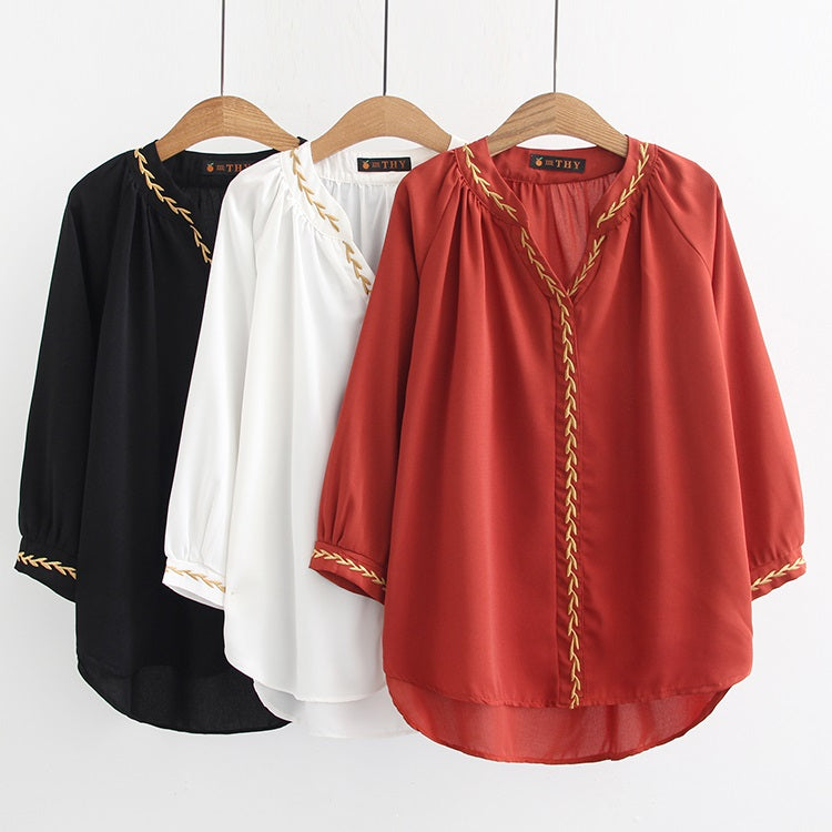 Casual embroidered V-neck 3/4 sleeve shirt