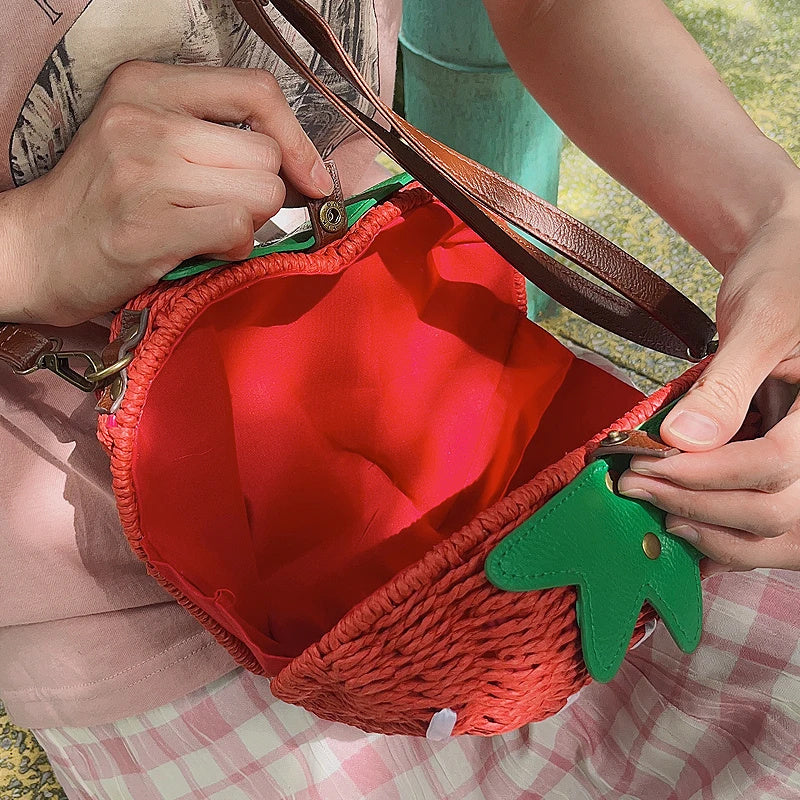 Women's Cute Fashion Strawberry Woven Bag