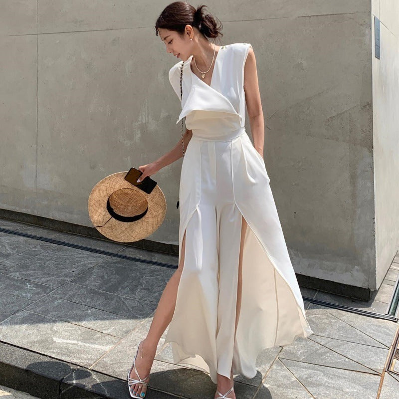 Women's Fashion V-neck Sleeveless Chic Split Jumpsuit