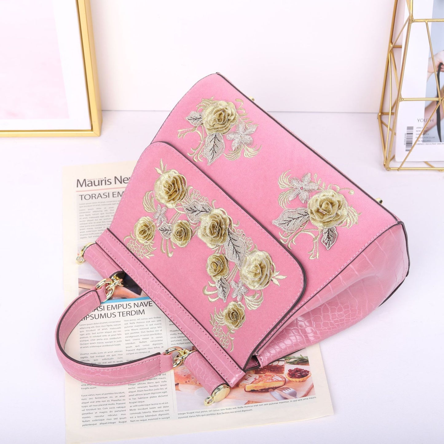 Women's Hand-held Embroidered Flower Crossbody Bag