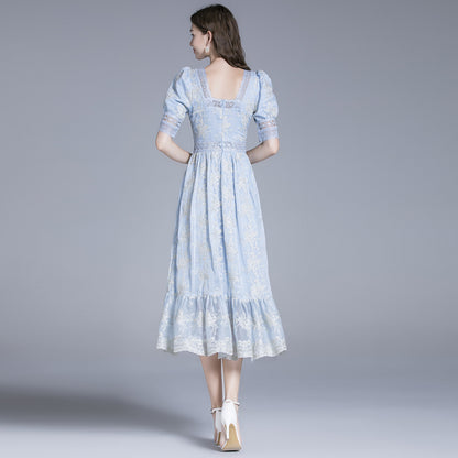 Robe longue en dentelle et maille française bleue douce de tempérament de déesse