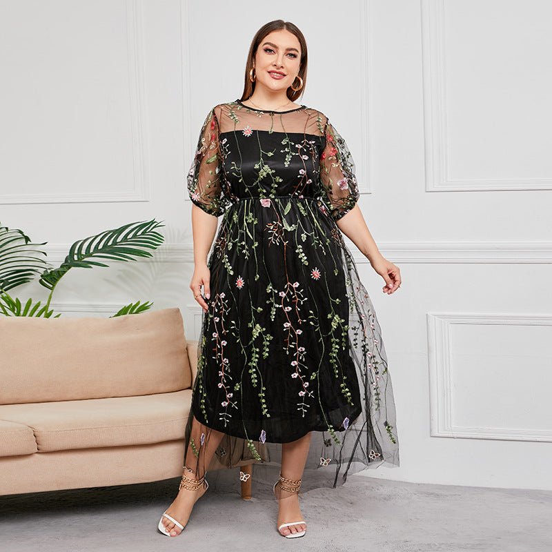 Plus Size Dress Evening Dress Women's Mesh Embroidered Midi Dress