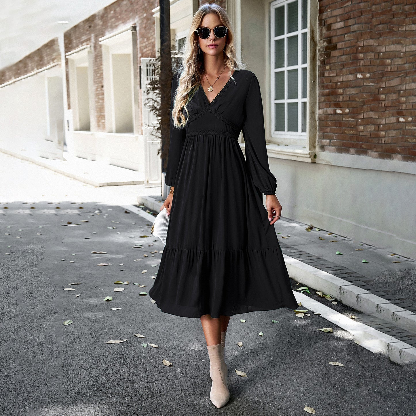 Elegant Solid Color And V-neck Long Dress