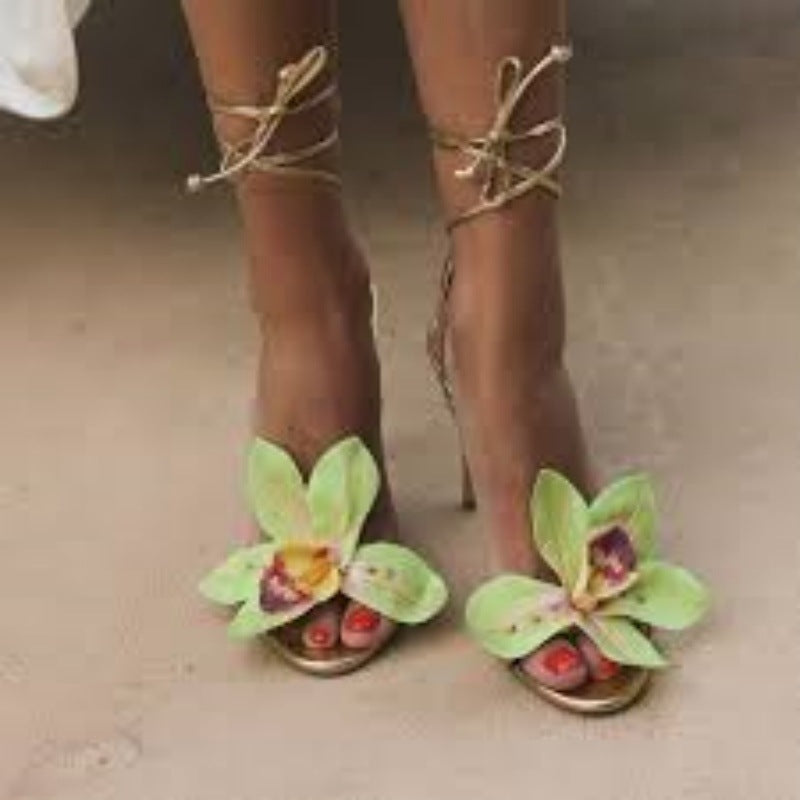 Sandalias de moda tejidas de metal con correa y tacón de aguja para mujer de comercio exterior Modelo de zapatos de estilo tacones altos