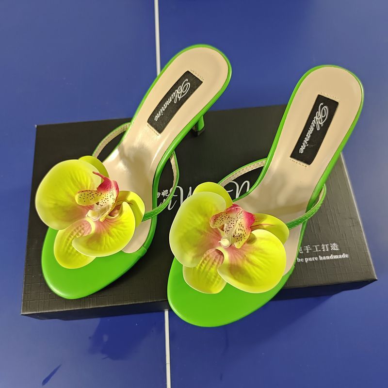 Zapatillas de tacón alto con flores de moda de verano para mujer