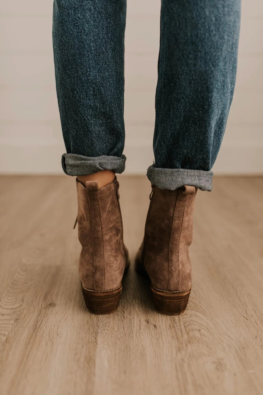 Botas femeninas de tacón cuadrado bajo de ocio de otoño e invierno