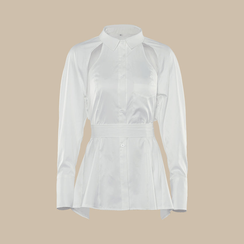 Camisa blanca delgada con mangas largas y cintura