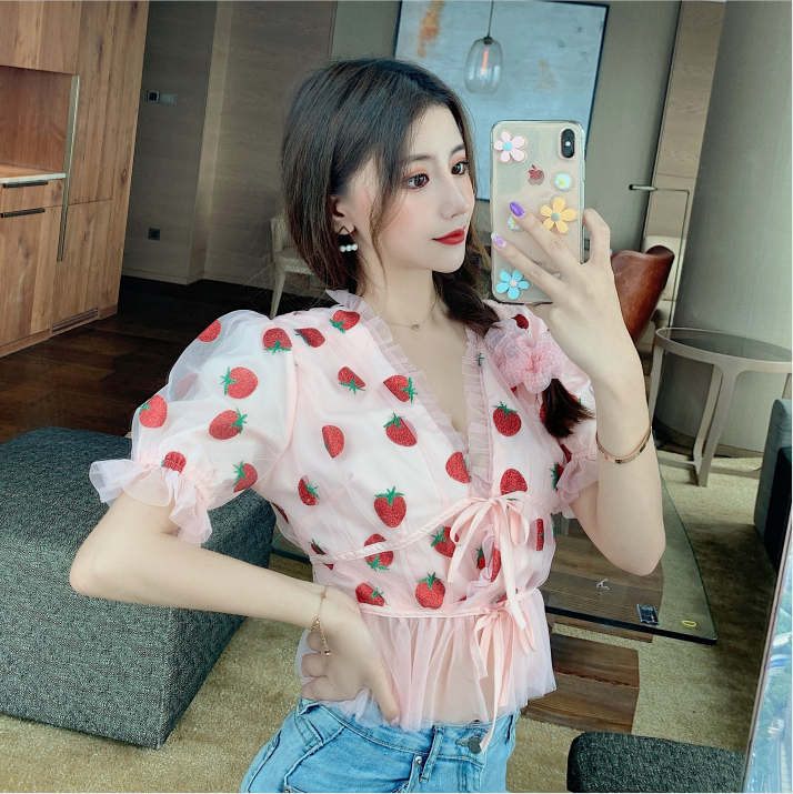 Strawberry Blouse With Bubble Sleeves With Short Sleeves