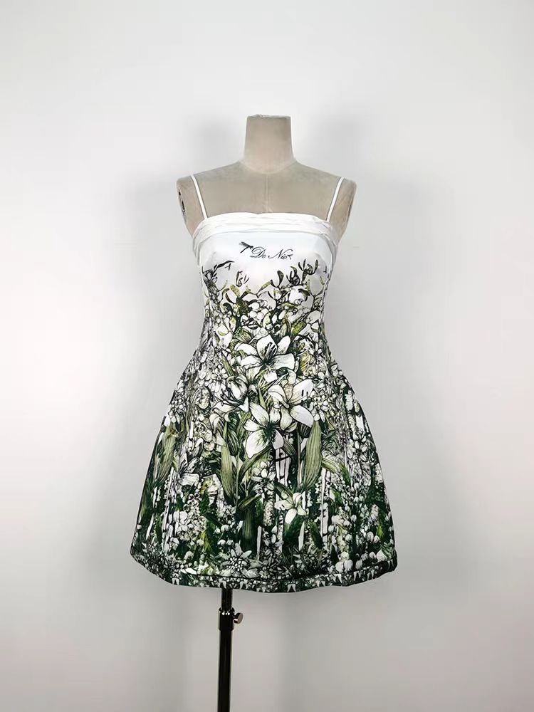 Vestido tubo con estampado de flores verde