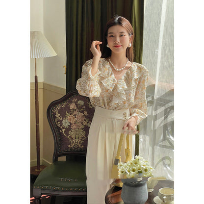 Small Floral Loose V-neck Lace Long-sleeved Short Chiffon Shirt