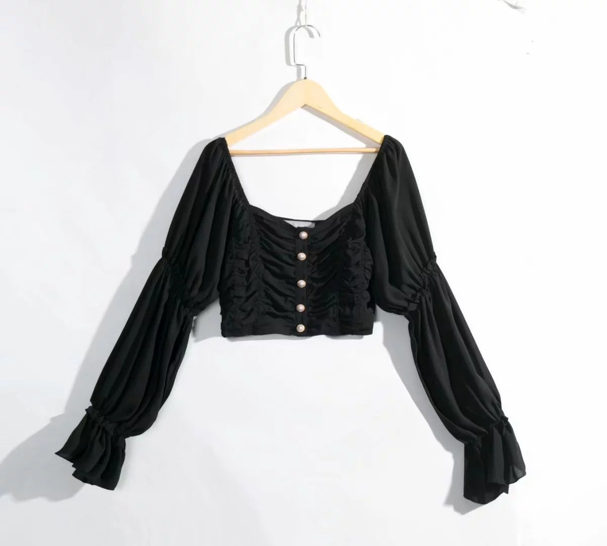 Retro long sleeve pleated top