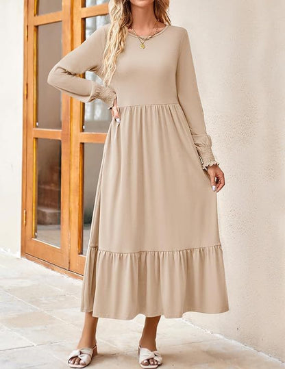 Robe mi-longue smockée à manches longues et col rond pour femme